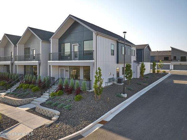 1037 E RAILROAD AVENUE , Post Falls, ID 83854