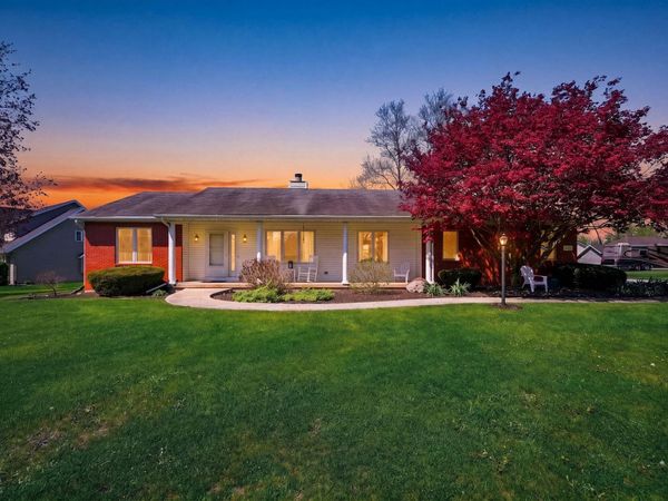 613 E Nokomis Drive, Syracuse, IN 46567