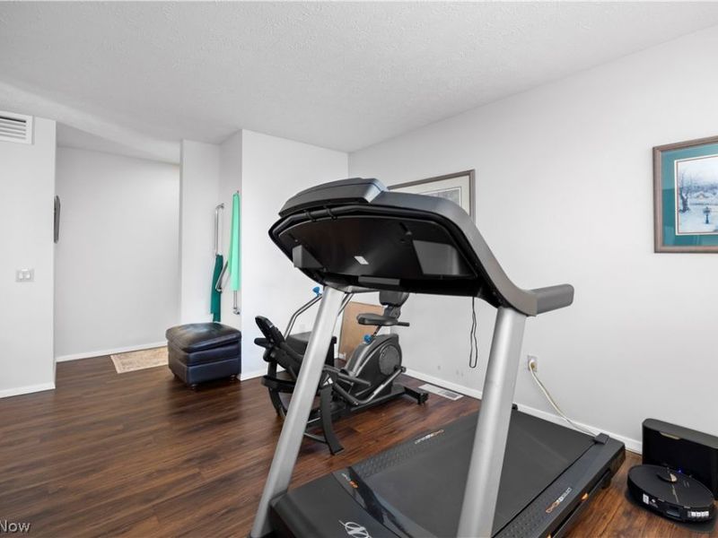 13081 Olympus Way, Strongsville, OH 44149 Photo 19