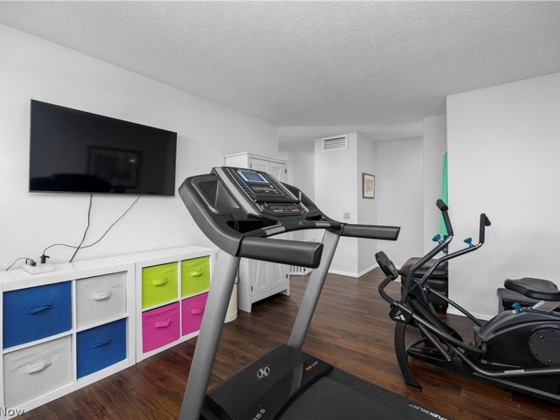 13081 Olympus Way, Strongsville, OH 44149 Photo 20