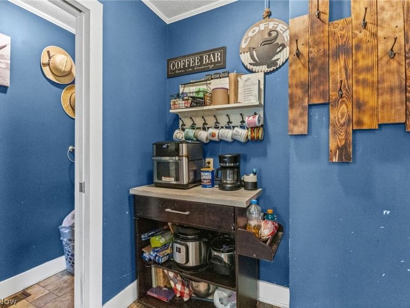 127 S Prospect Street, Shreve, OH 44676 Photo 6