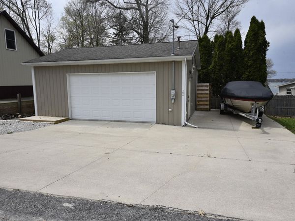 2690 Ovid Street, Crystal, MI 48818