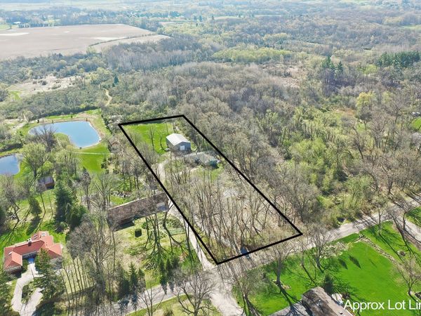 6715 Giant Oaks Road , Wonder Lake, IL 60097