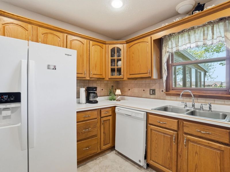 1738 Berwick Drive, Springfield, OH 45503 Photo 26