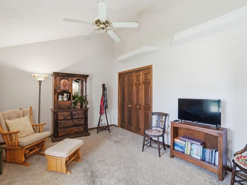 1738 Berwick Drive, Springfield, OH 45503 Photo 8