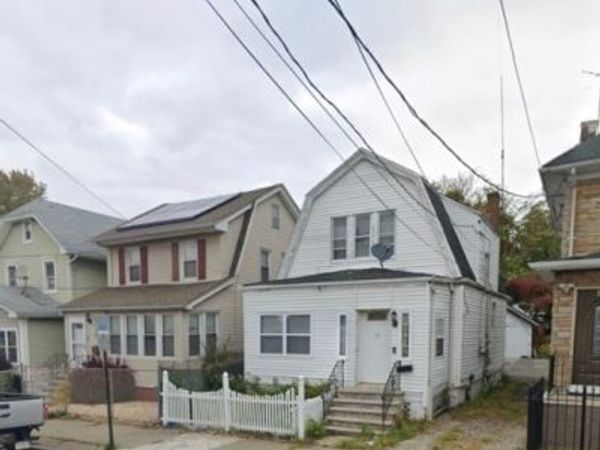 13 Paine Ave, Irvington, NJ 07111