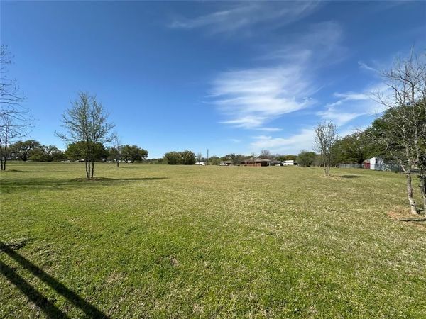 911 Cedar , Comanche, TX 76442