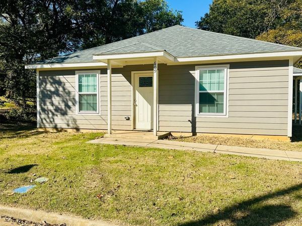 609 NE 4th Avenue , Durant, OK 74701