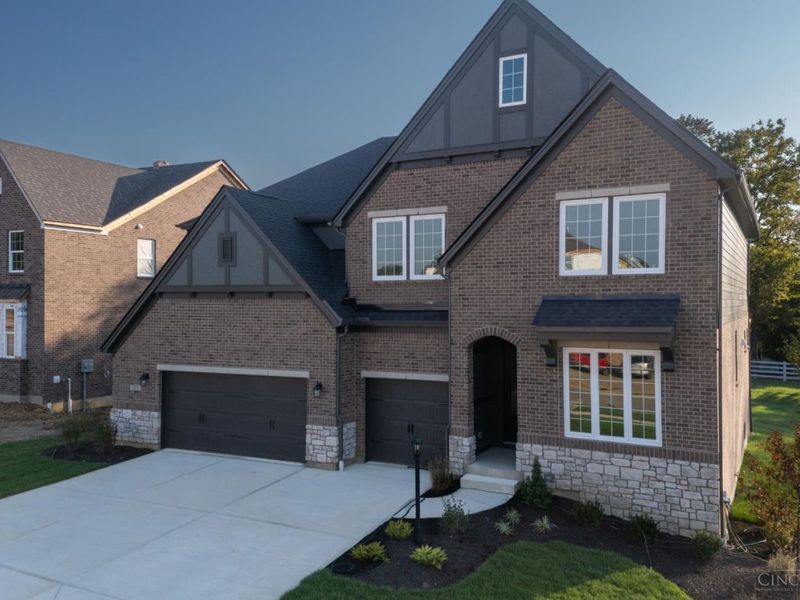 1193 Ridgewood Drive, Miami Township, OH 45140 Photo 2