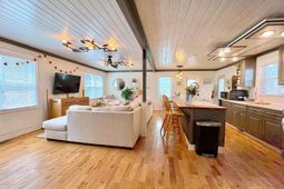 114 Congress Street photo 4