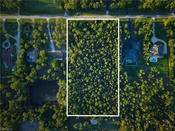 6732 Sandalwood LN , NAPLES, FL 34109