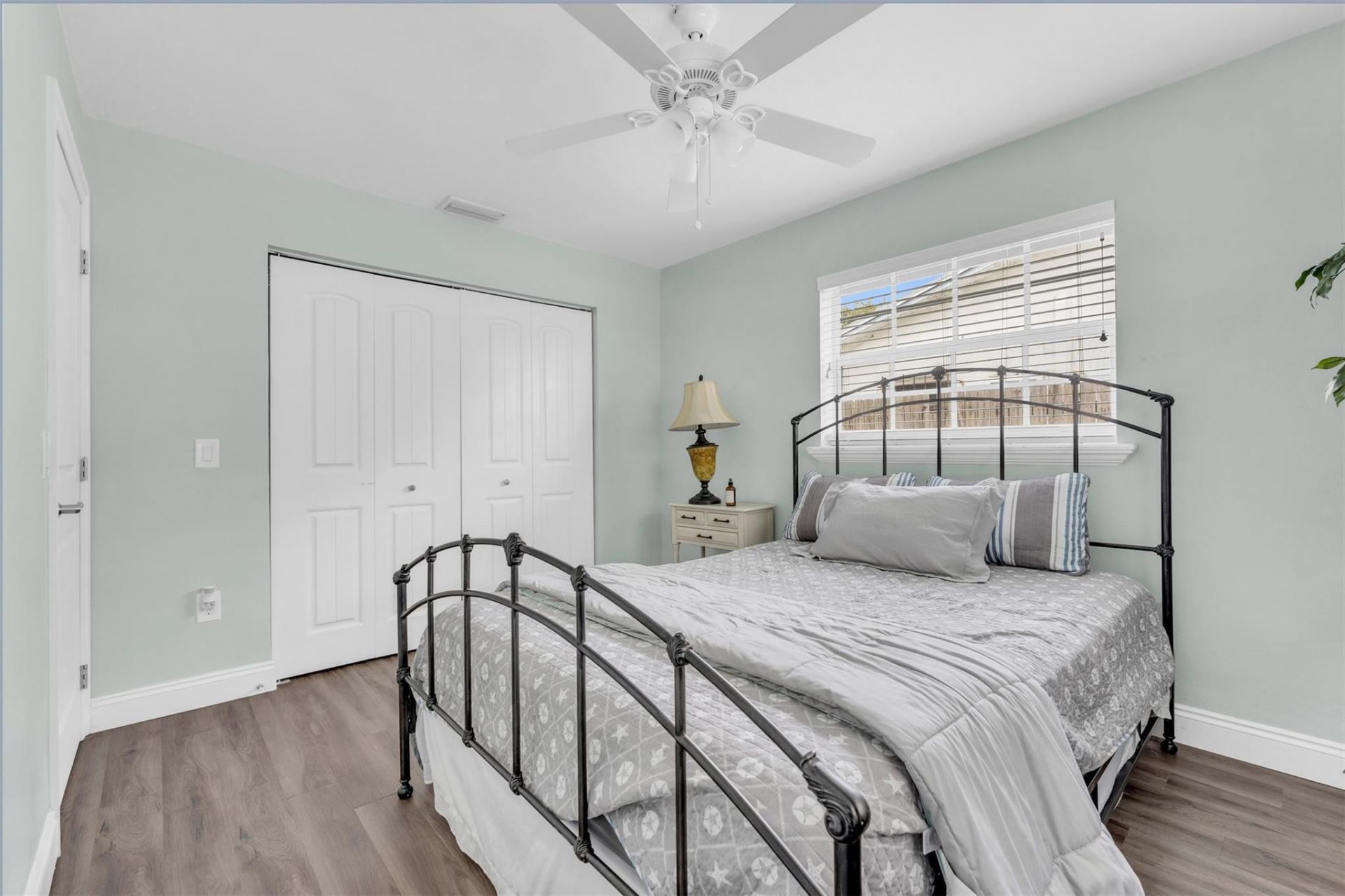 9860 NW 3rd Street, Pembroke Pines, FL 33024 Photo