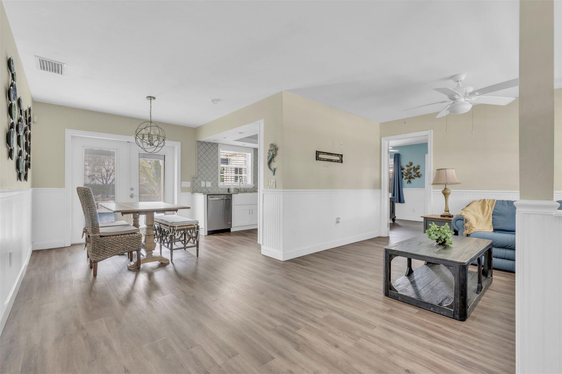 9860 NW 3rd Street, Pembroke Pines, FL 33024 Photo