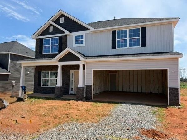 1323 Dandridge Drive, Kernersville, NC 27284