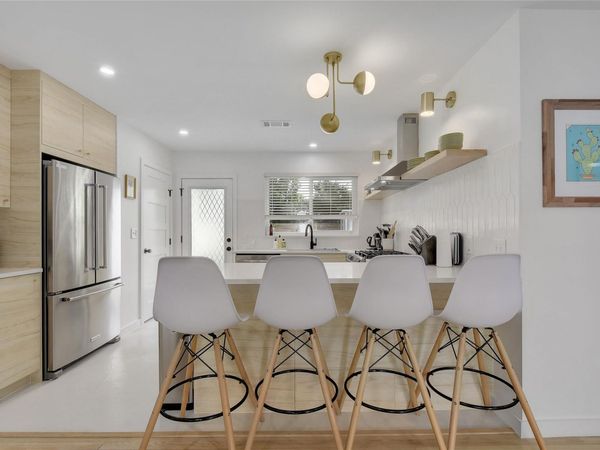 1040 Broadview ST, Austin, TX 78723