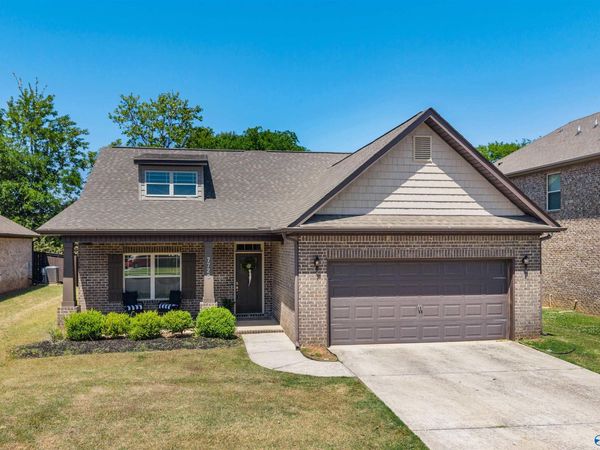 7725 N Catawba Circle NW, Madison, AL 35757