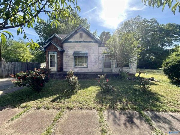 404 7th Avenue SW, Decatur, AL 35601