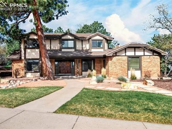 1055 Point of the Pines Drive, Colorado Springs, CO 80919
