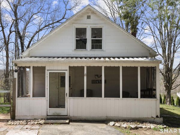 828 Stafford, Mansfield, CT 06268