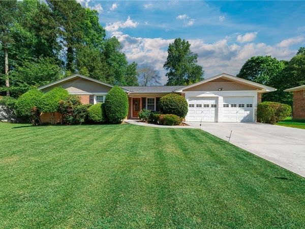 1811 Romans Drive, Marietta, GA 30062