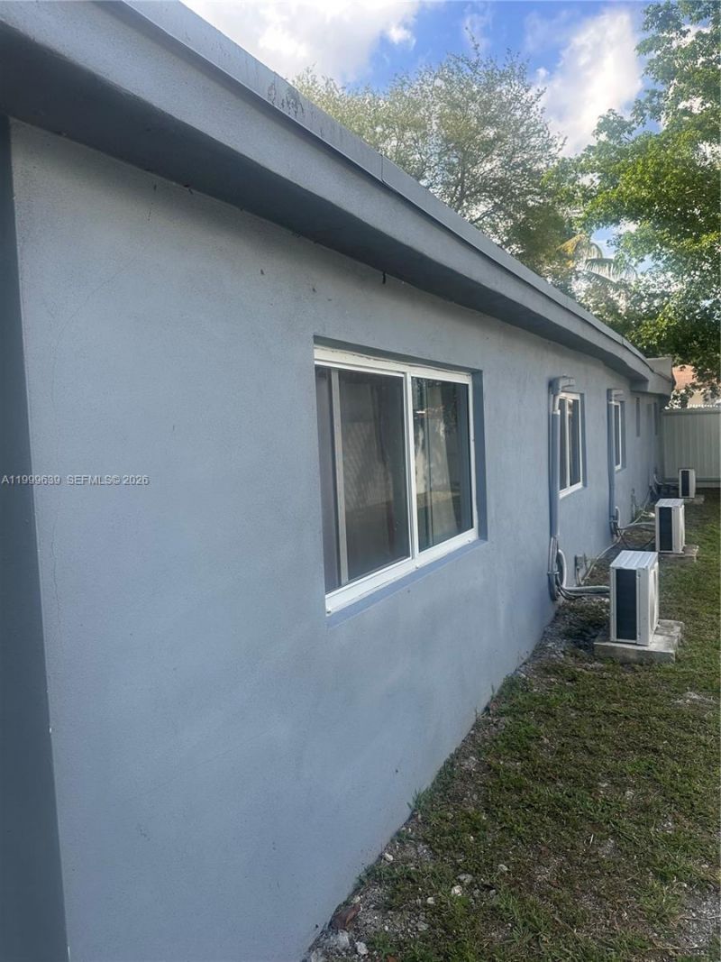 1790 NW 112th St , Miami, FL 33167 Photo