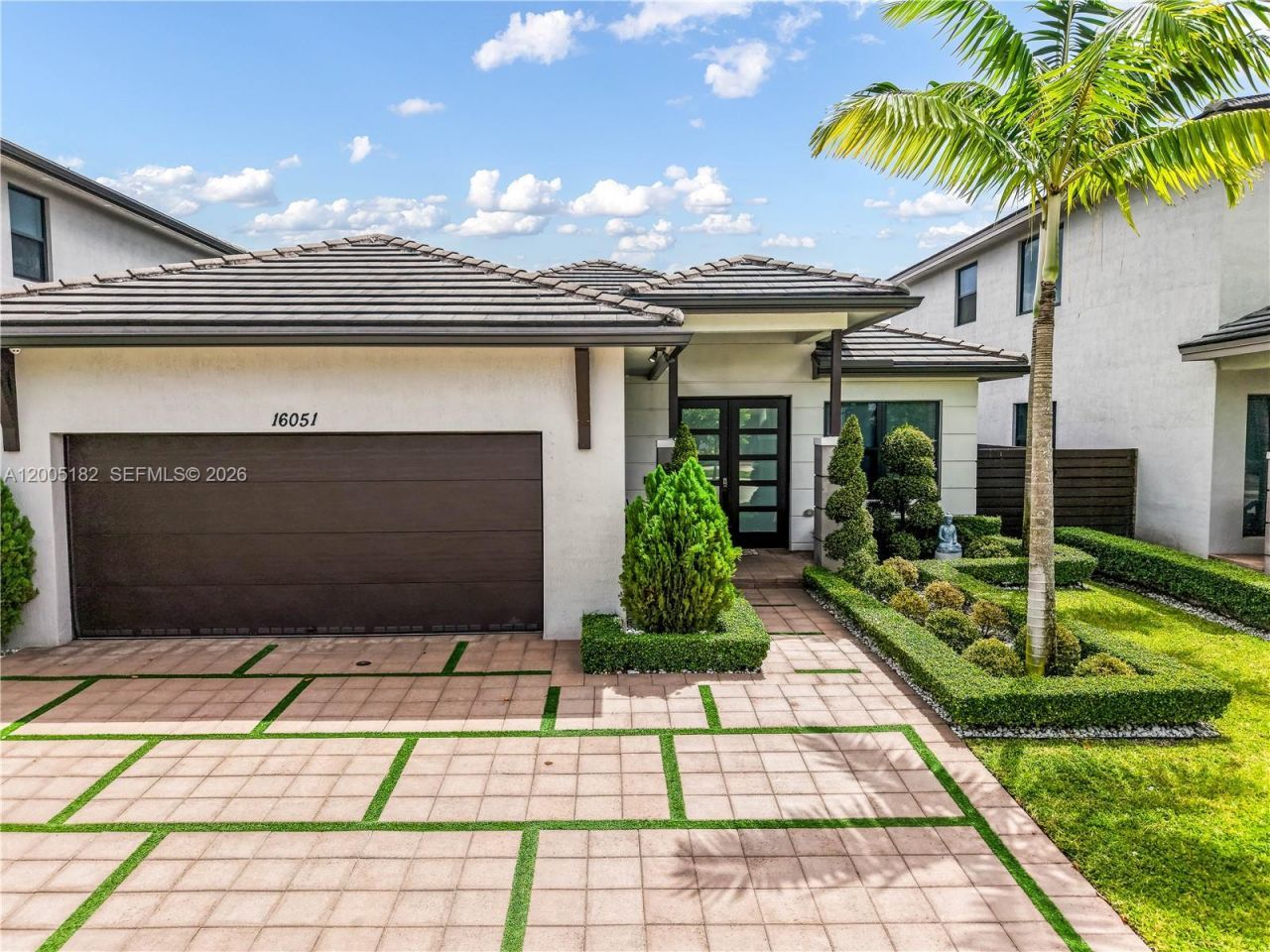 16051 NW 87th Ct, Miami Lakes, FL 33018 Photo