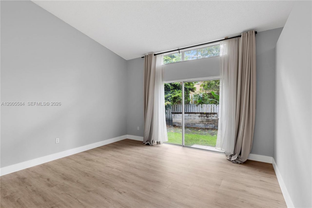 13100 SW 20th St , Miramar, FL 33027 Photo