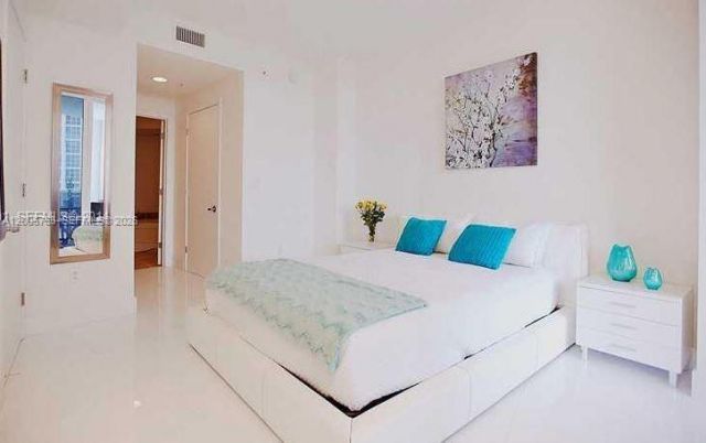 18201 Collins Ave, Unit 2003, Sunny Isles Beach, FL 33160 Photo