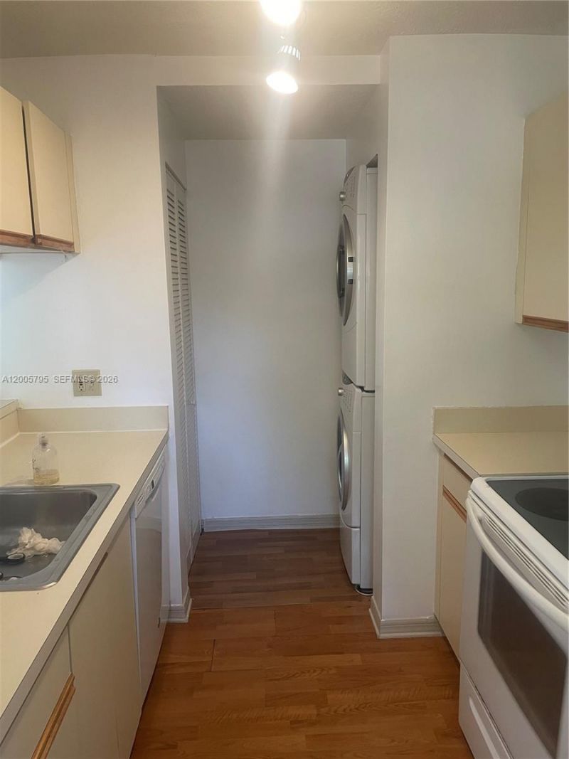 6553 SE Federal Hwy, Unit 10-102, Stuart, FL 34997 Photo