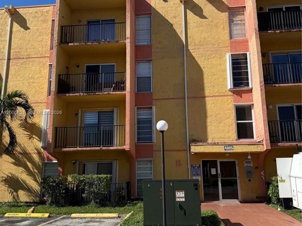 4845 NW 7th St , Unit 307-5, Miami, FL 33126