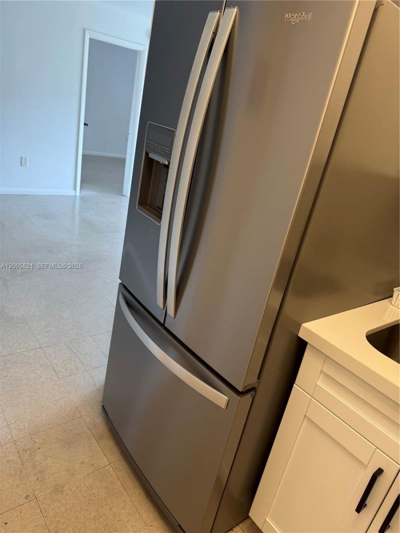 4845 NW 7th St , Unit 307-5, Miami, FL 33126 Photo
