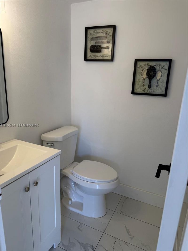 4845 NW 7th St , Unit 307-5, Miami, FL 33126 Photo