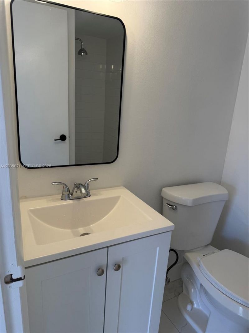 4845 NW 7th St , Unit 307-5, Miami, FL 33126 Photo
