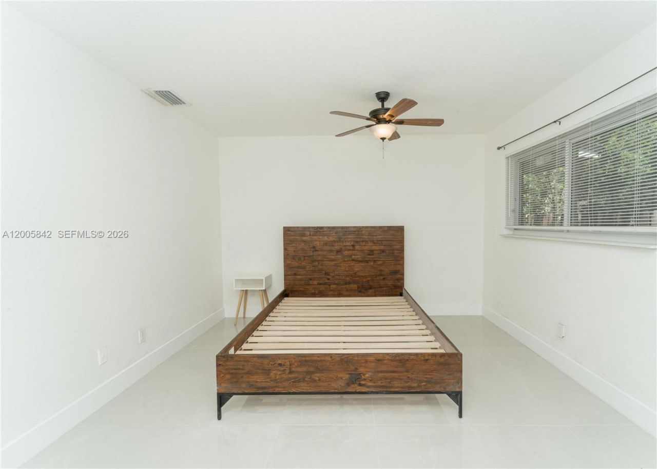 2260 Charleston St , Hollywood, FL 33020 Photo