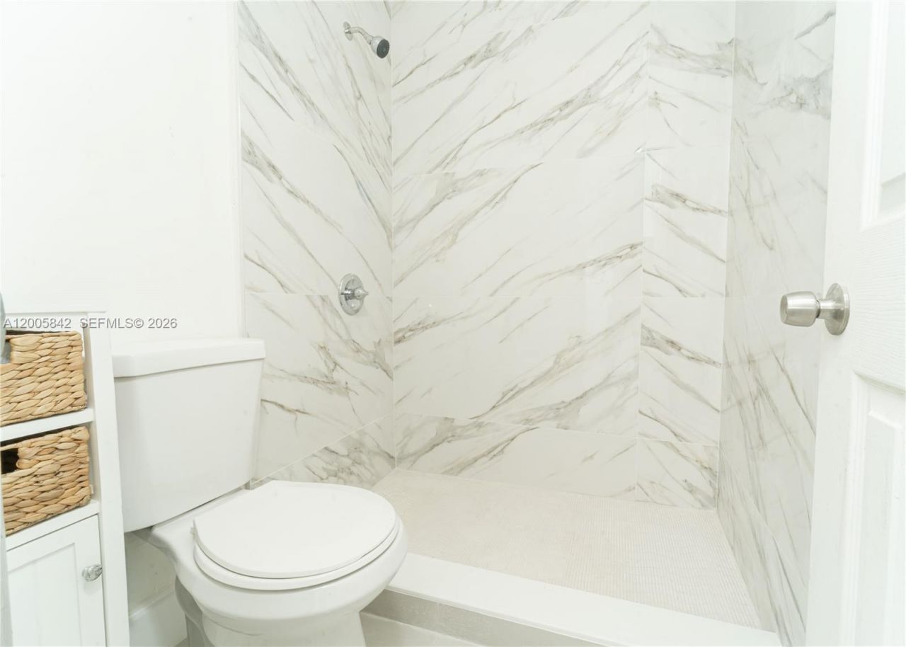 2260 Charleston St , Hollywood, FL 33020 Photo