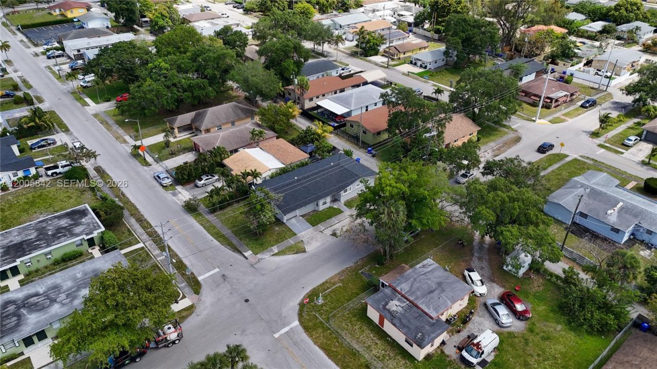 2260 Charleston St , Hollywood, FL 33020 Photo