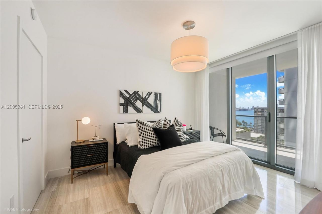 1451 Brickell Ave , Unit 1203, Miami, FL 33131 Photo