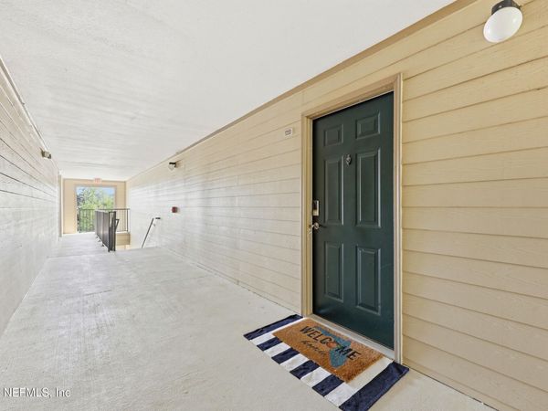 7800 POINT MEADOWS Drive, Unit 1233, Jacksonville, FL 32256