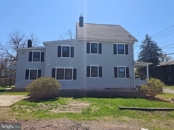 7 N LOCUST AVENUE , MARLTON, NJ 08053