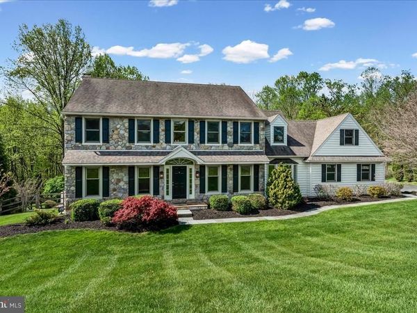 407 VALLEY DRIVE, LINCOLN UNIVERSITY, PA 19352