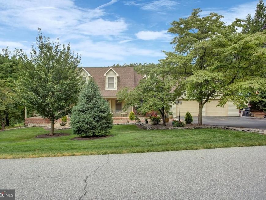 511 Larkspur Lane, Chambersburg, PA 17202 Main Photo