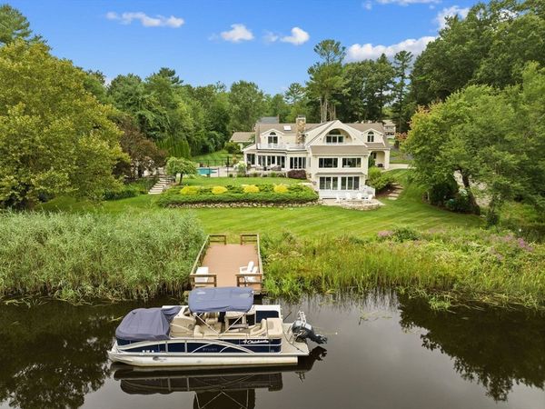 112 River Rd, Hanover, MA 02339