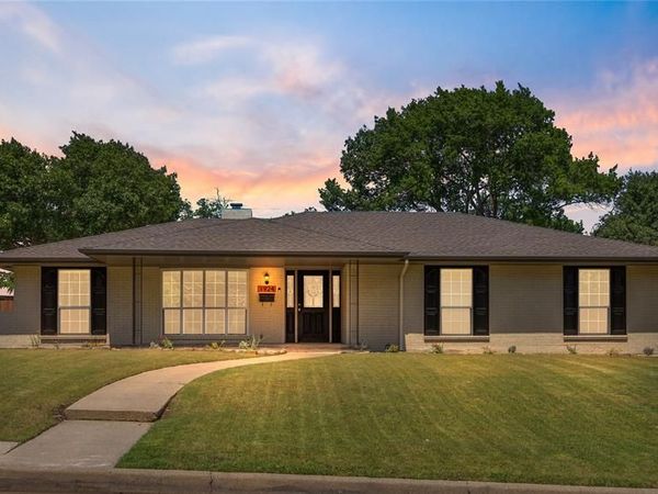 1924 Dakar Road E, Fort Worth, TX 76116