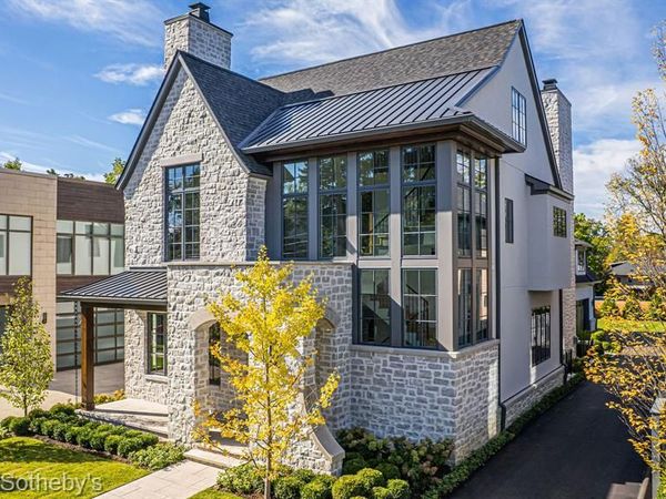 395 GREENWOOD Street , Birmingham, MI 48009