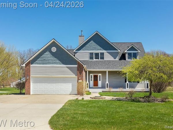 1025 Crystal Wood Drive, Davison Twp, MI 48423