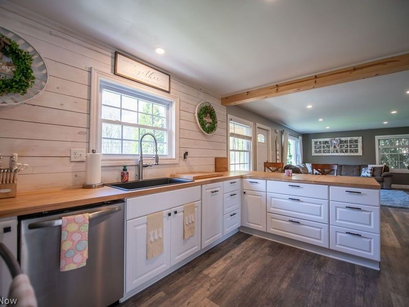 1150 E Beech Street, Alliance, OH 44601 Photo 32