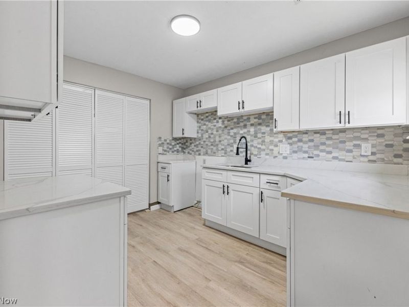 27182 Oriole Avenue, Euclid, OH 44132 Photo 11