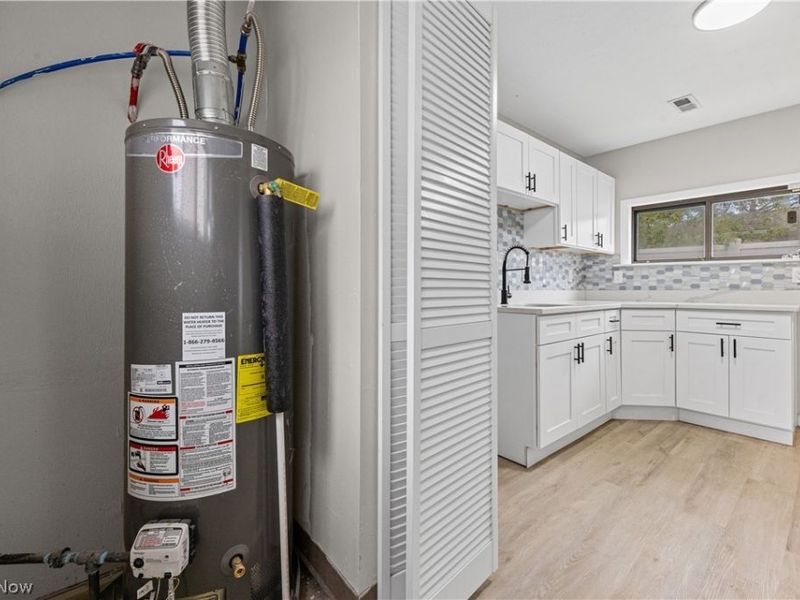 27182 Oriole Avenue, Euclid, OH 44132 Photo 14