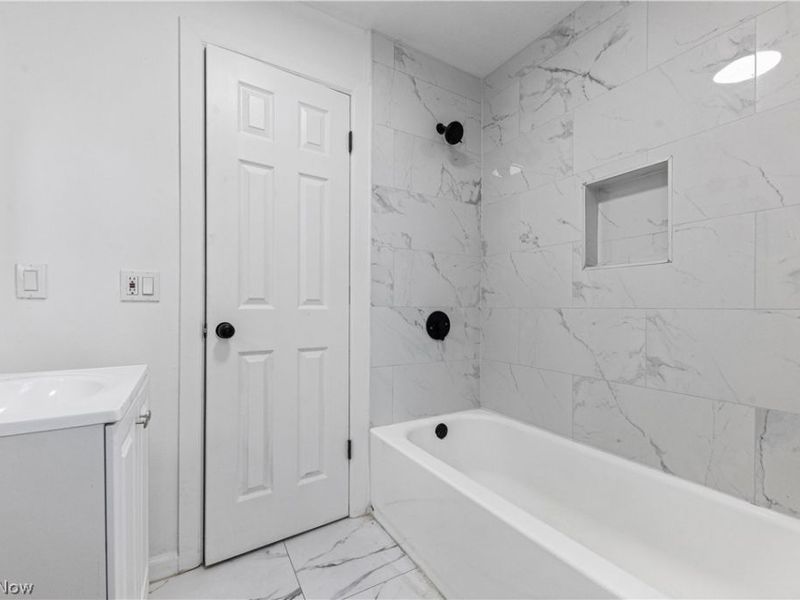 27182 Oriole Avenue, Euclid, OH 44132 Photo 22