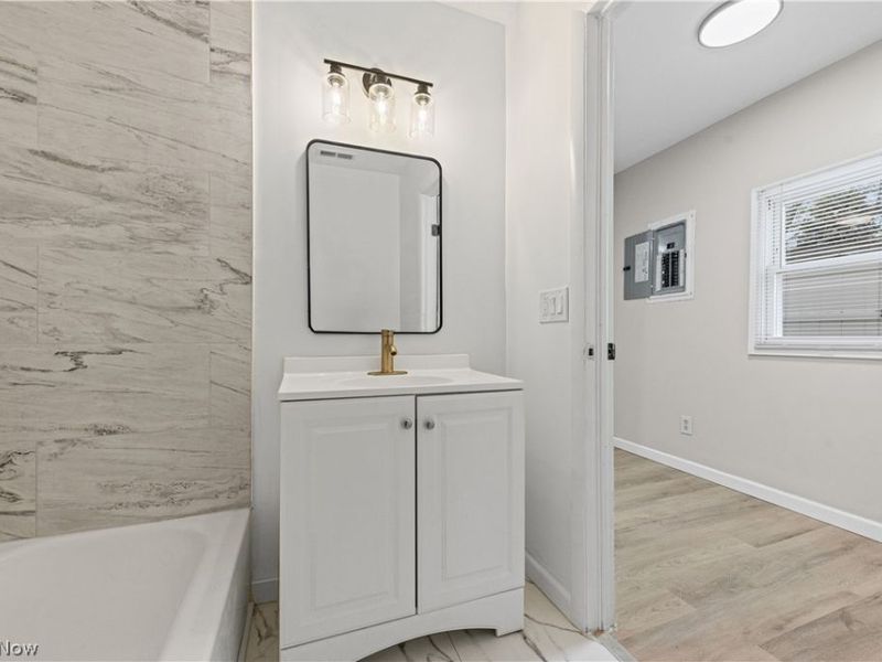 27182 Oriole Avenue, Euclid, OH 44132 Photo 25